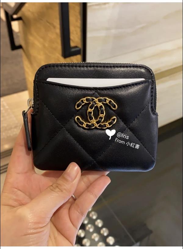 2026127215436979 210